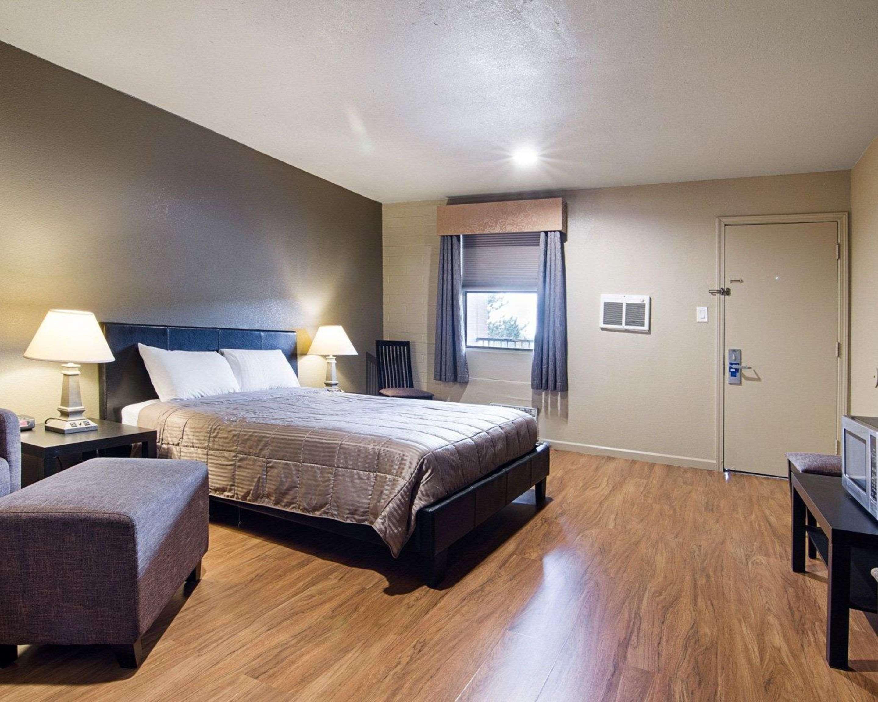Rodeway Inn Flagstaff East Route 66 Екстер'єр фото
