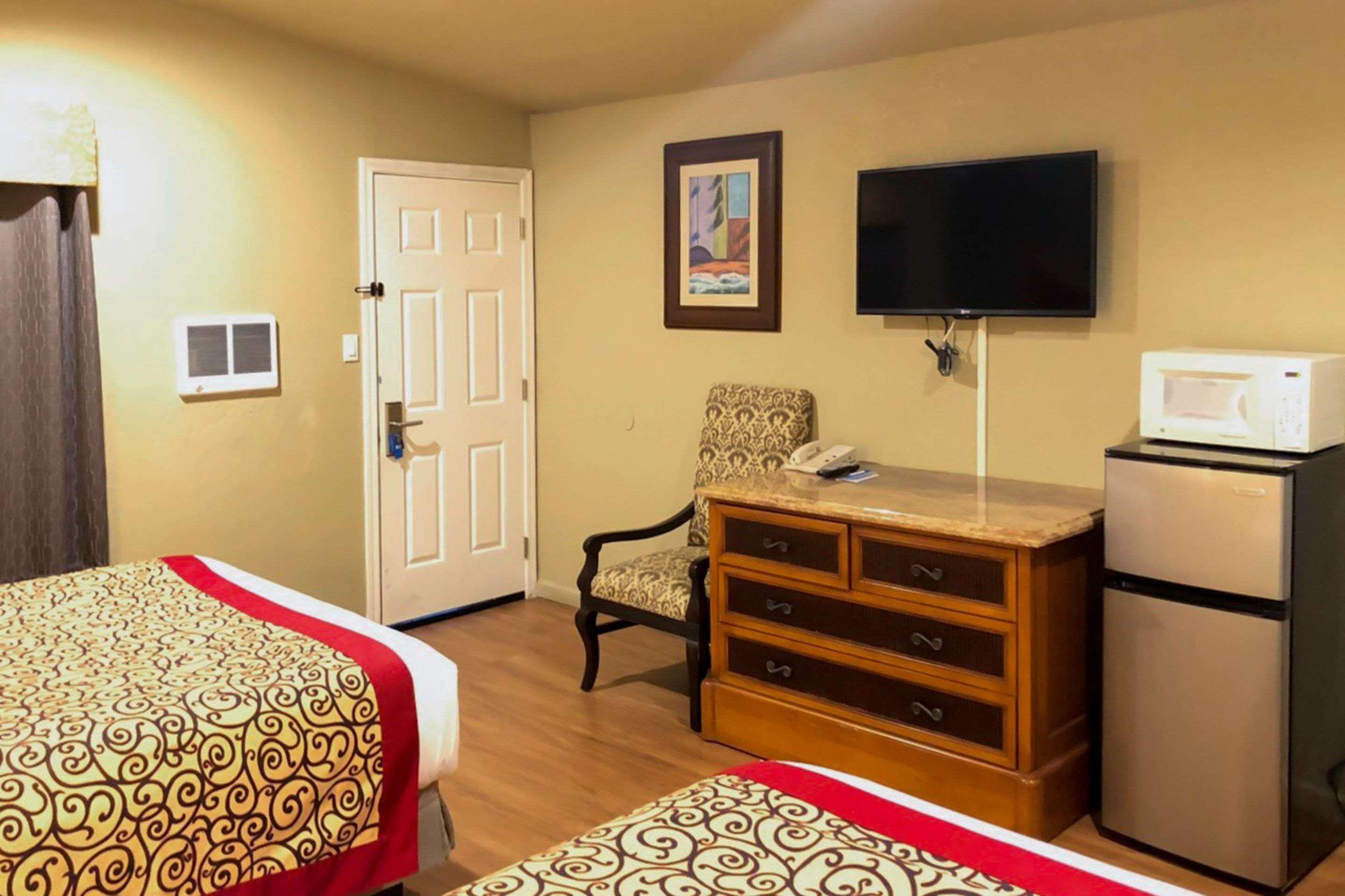 Rodeway Inn Flagstaff East Route 66 Екстер'єр фото