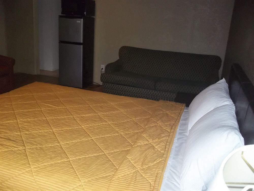 Rodeway Inn Flagstaff East Route 66 Екстер'єр фото