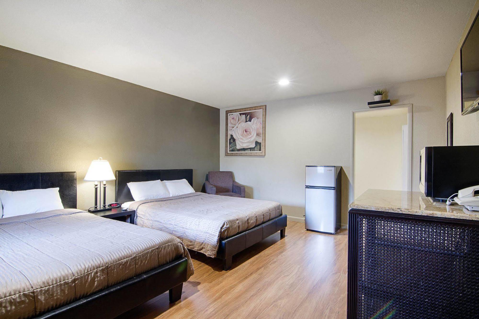 Rodeway Inn Flagstaff East Route 66 Екстер'єр фото